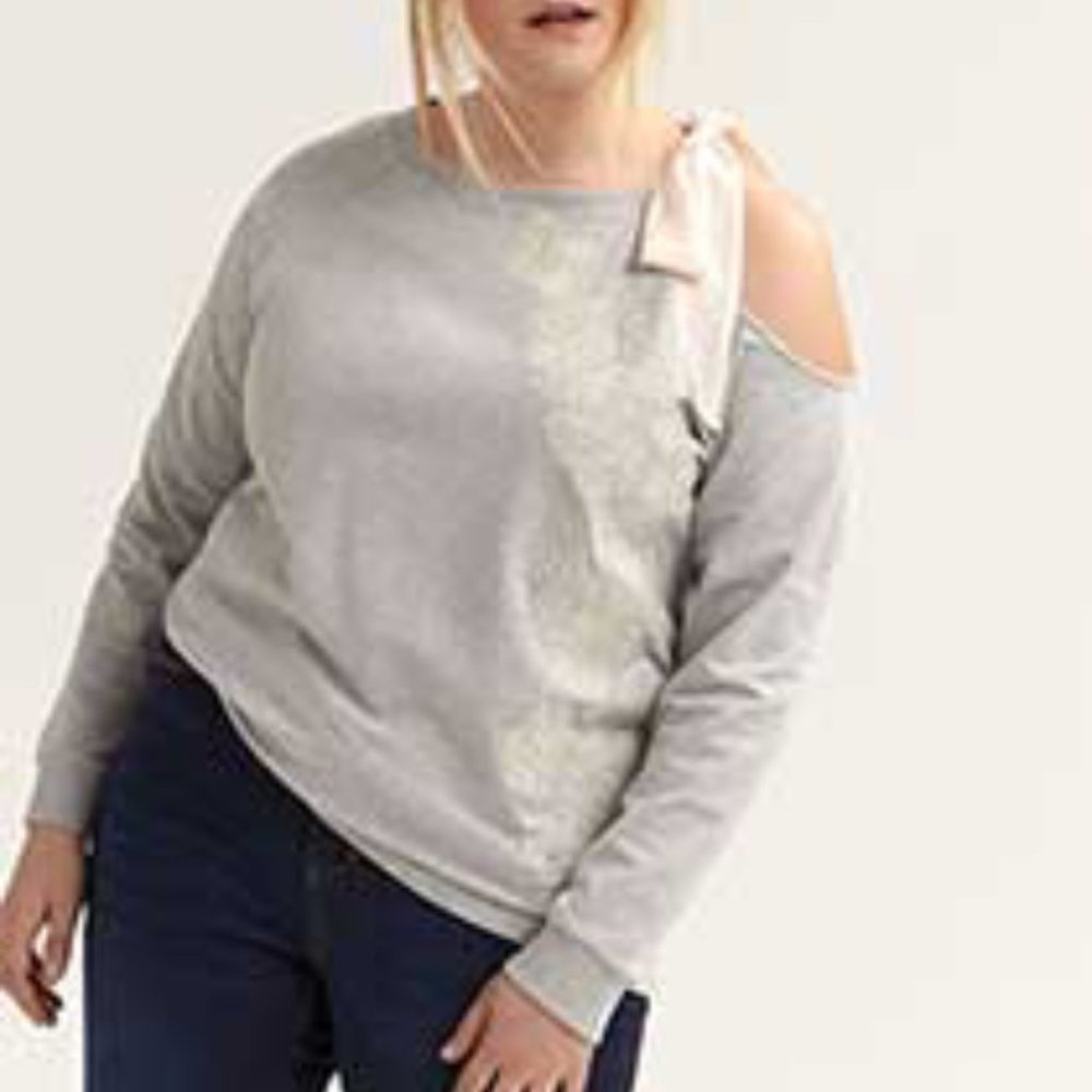 Love & Legend Cold Shoulder Bow tie Cut-out Floral Embroidered Sweatshirt